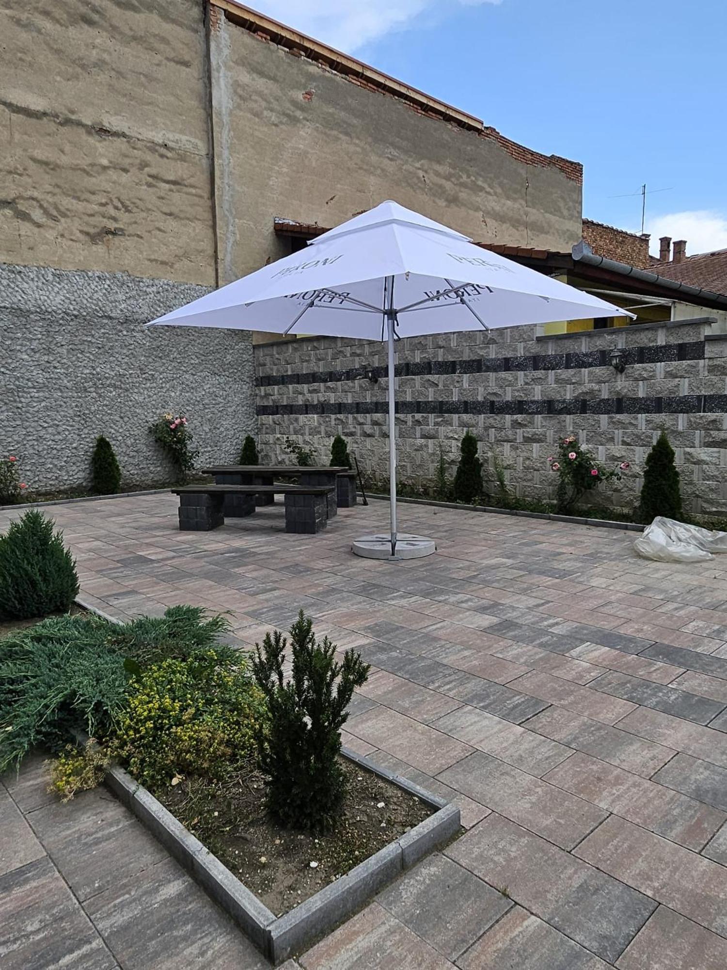 Casa Raduly - Apartament Demisol Sibiu Buitenkant foto