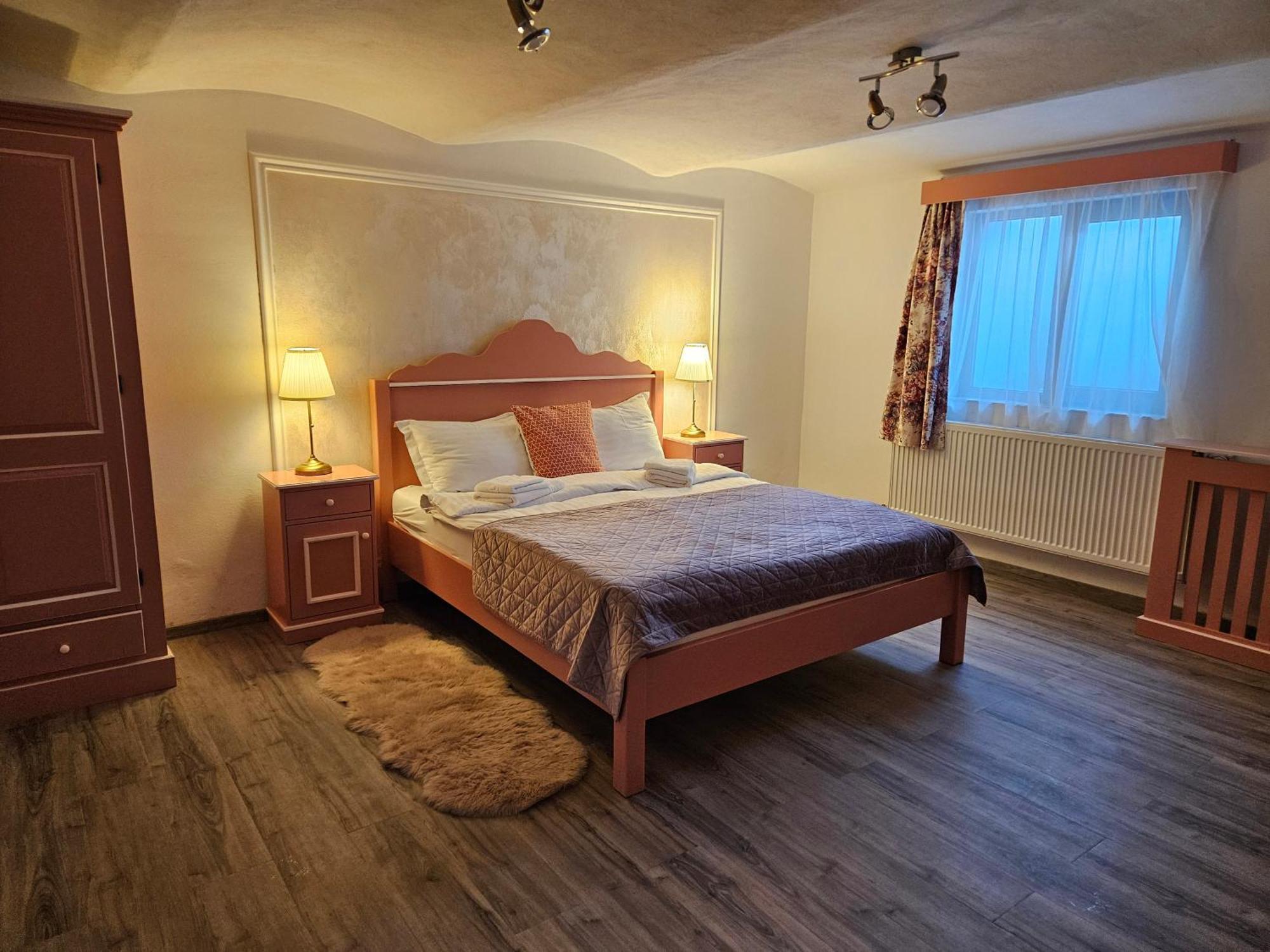 Casa Raduly - Apartament Demisol Sibiu Buitenkant foto